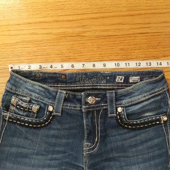 Jeans - Picture 12 of 13